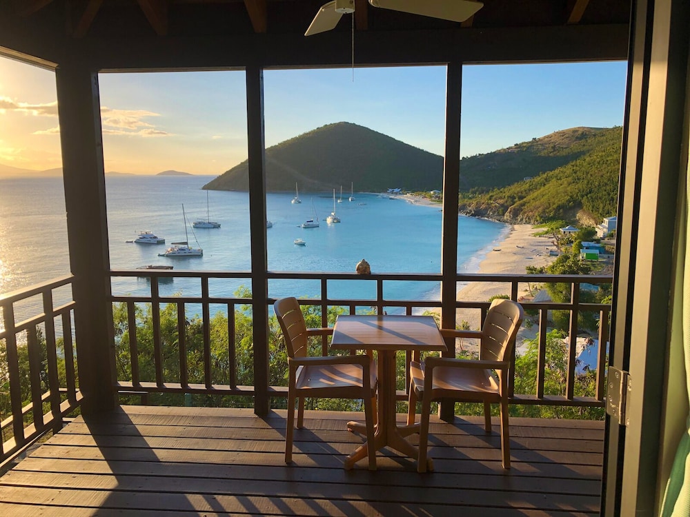 White Bay Villas 25/50