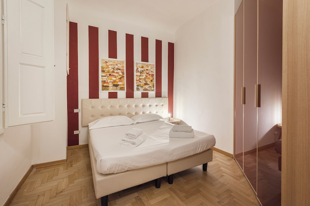 The Painter's House In Santa Croce 4/40