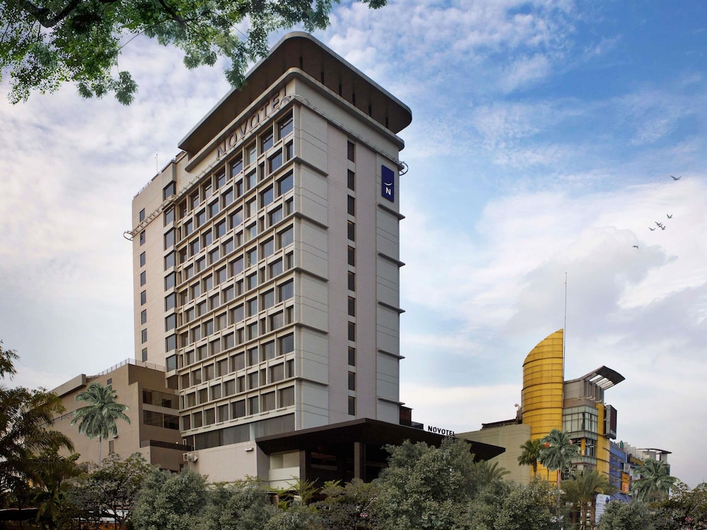 NOVOTEL PEKANBARU 4/67