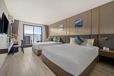 Senior, Triple, 1 Double and 1 Single Bed, Sea View