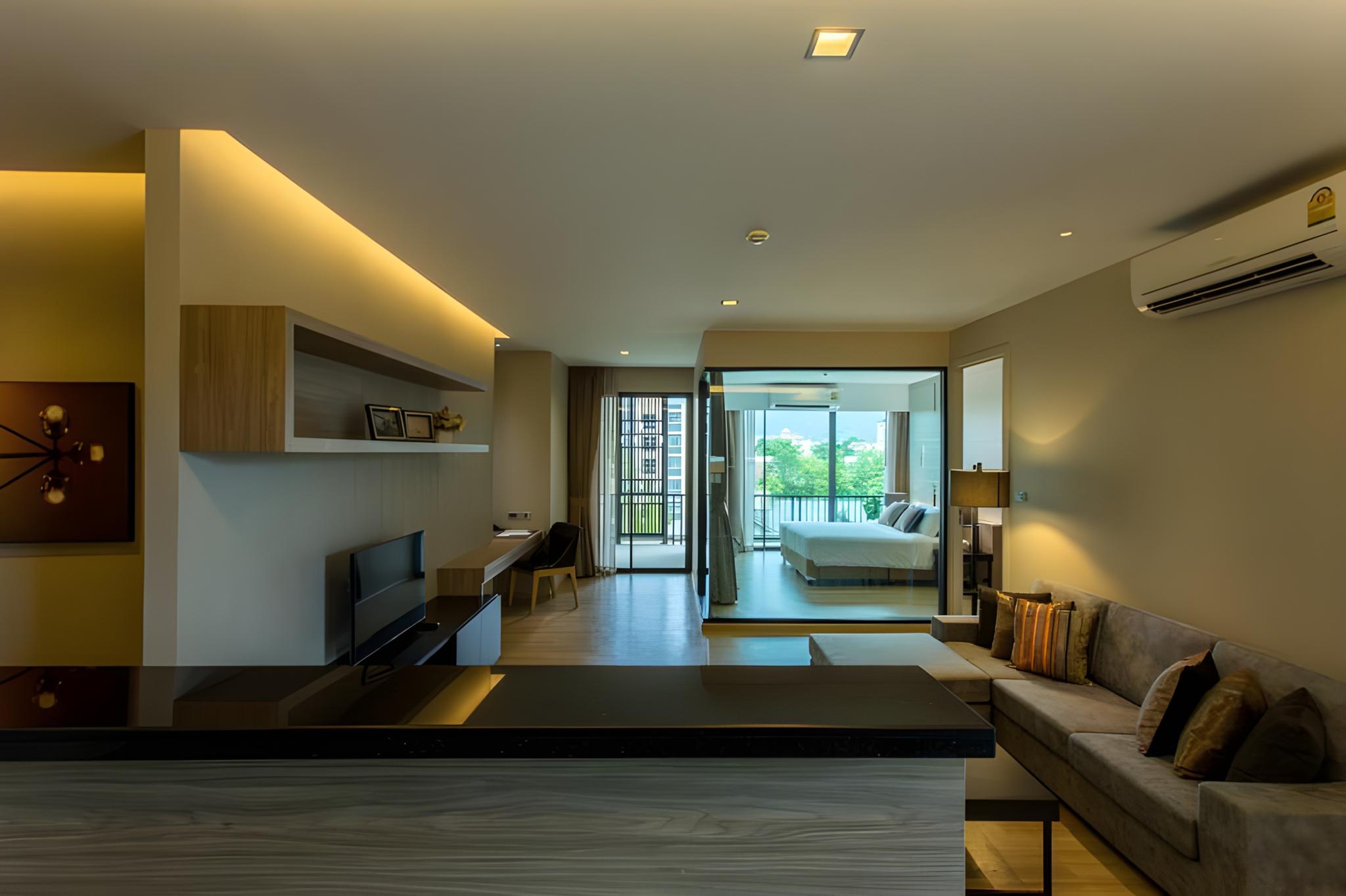 Grand, King Bed, Park View