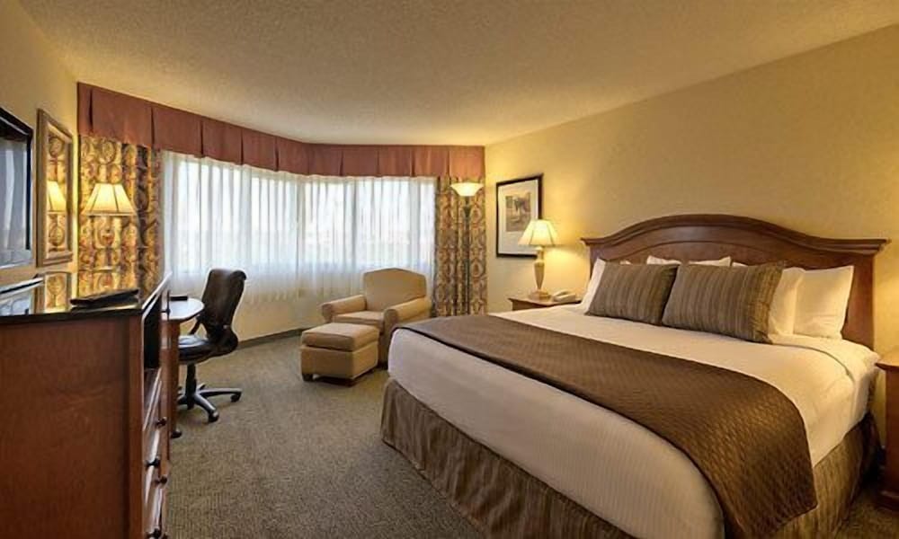 Red Lion Hotel Yakima Center 4/20