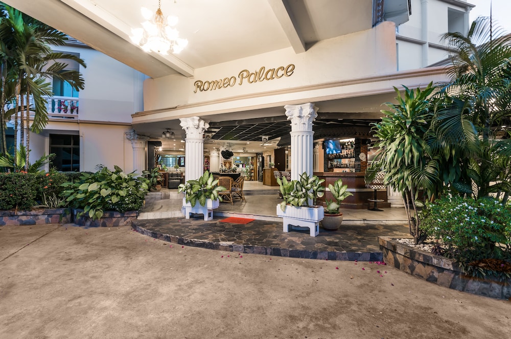 THE ROMEO宫殿酒店(THE ROMEO PALACE HOTEL) 图片1