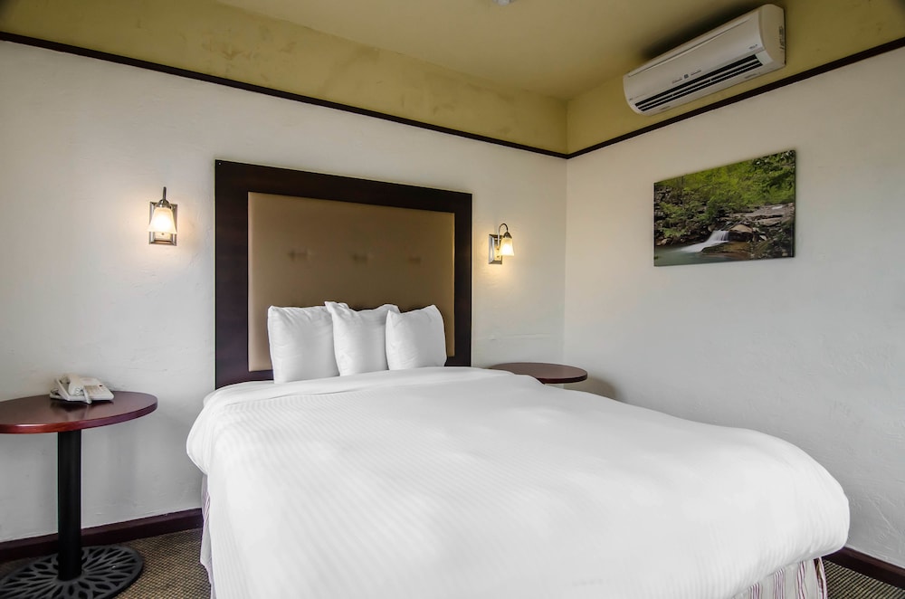 Hotel Seville 12/49