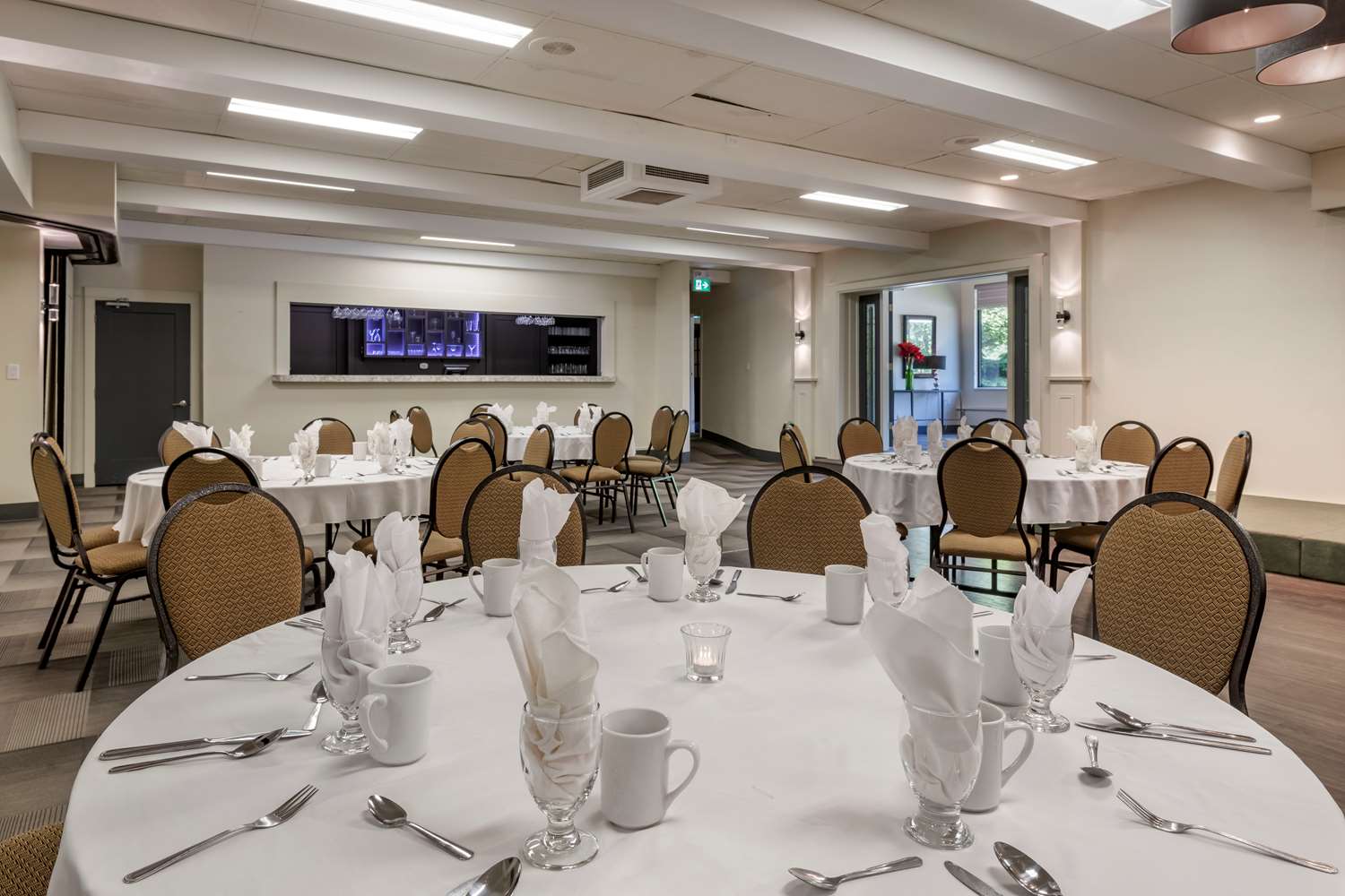 Dannys Hotel Suites Surestay Collection By Best Western 37/47