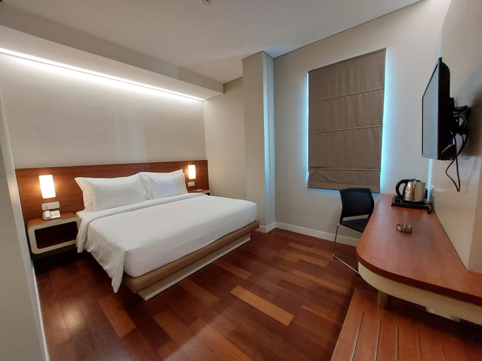 The Point Hotel Balikpapan 5/11