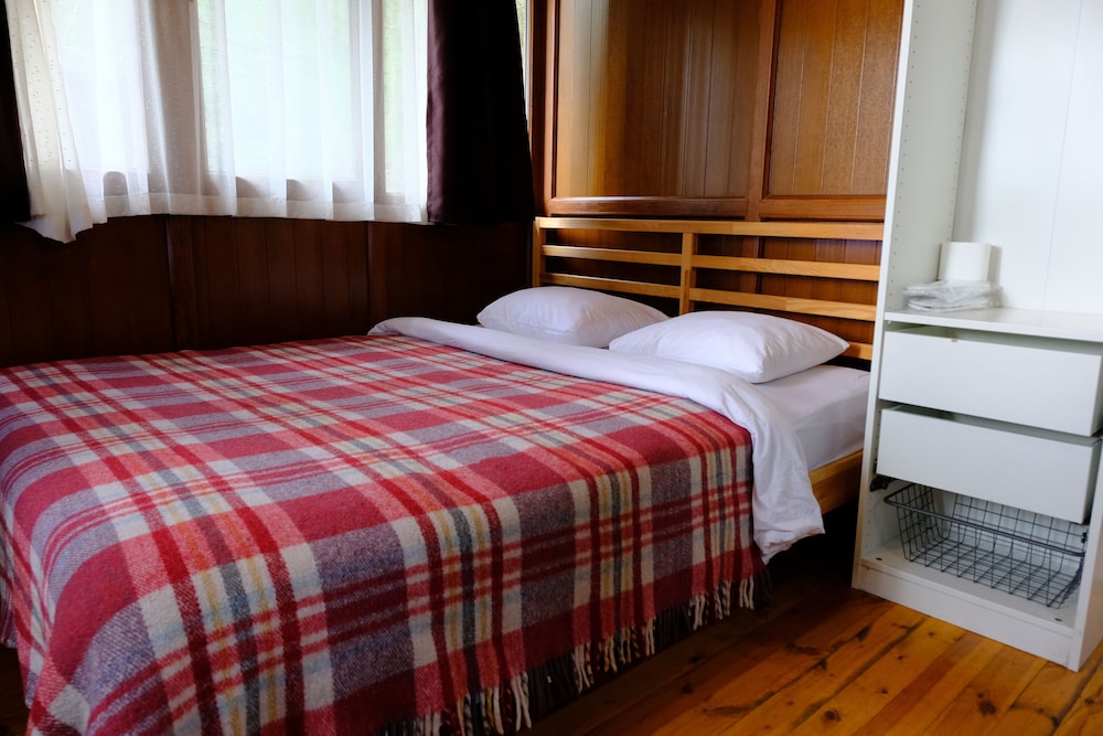 Iznik Askania Otel 7/50