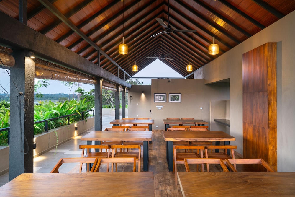 Thimbiri Wewa Resort Wilpattu 28/38