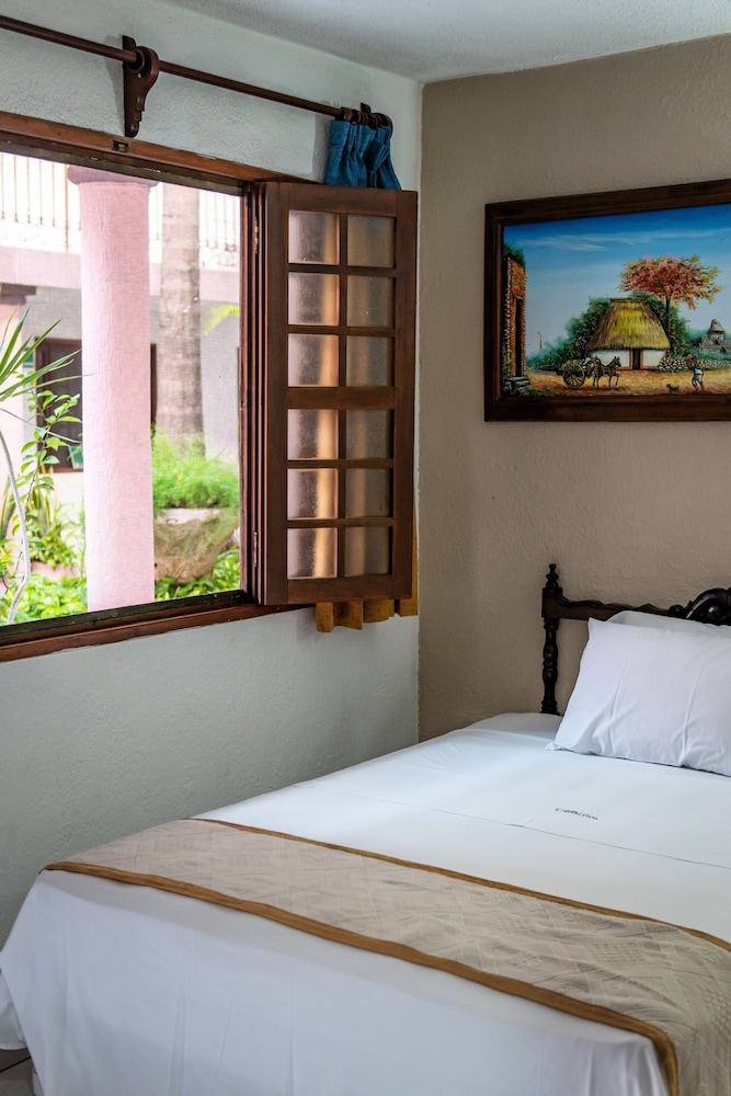 Hotel Santa Lucia 34/57