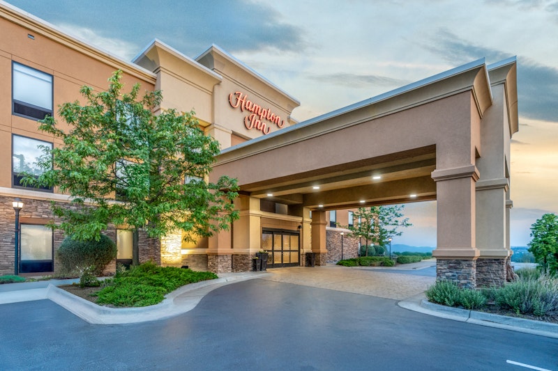 Hampton Inn Sheridan 2/34