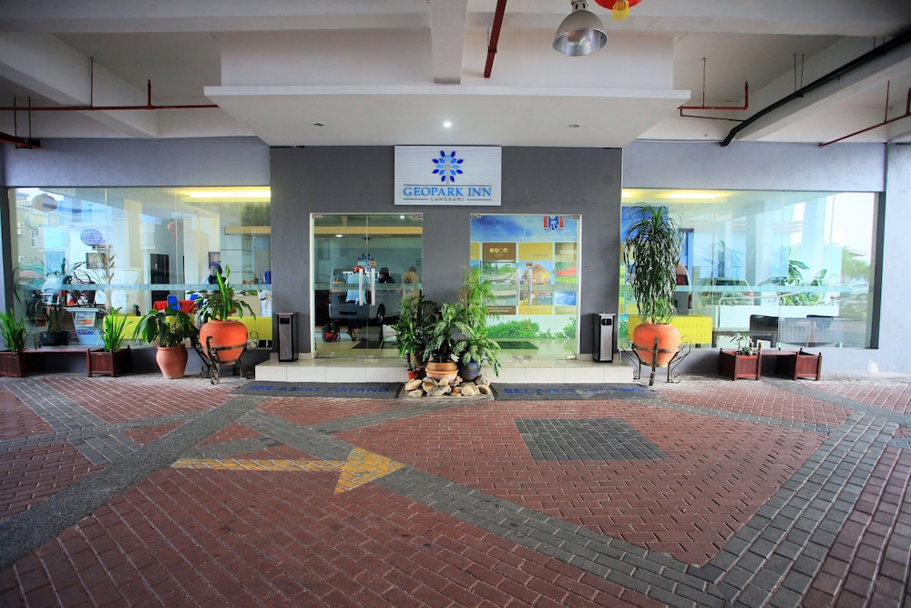 Geopark Hotel Kuah Langkawi 1/24