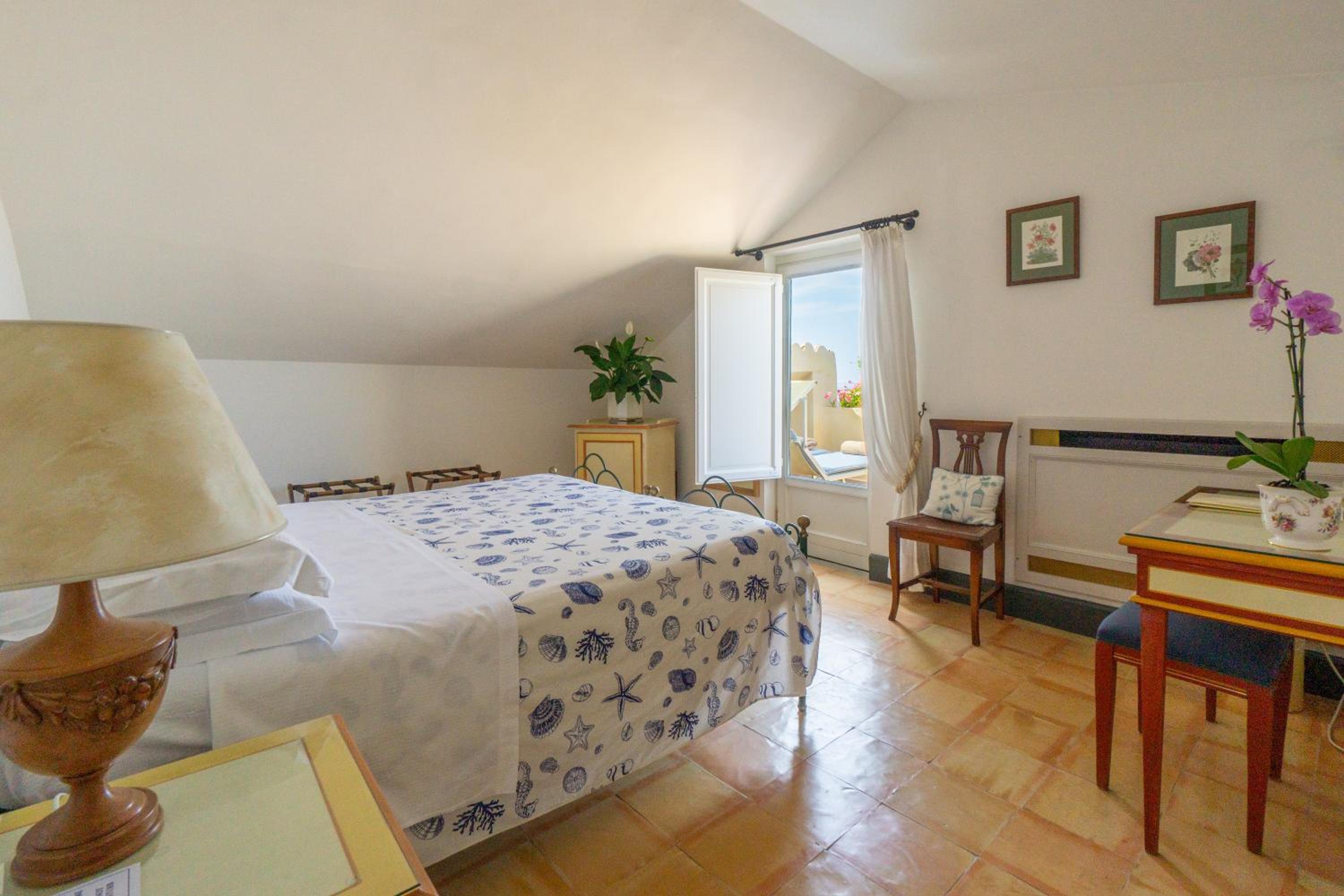 Room, Double or Twin Bed, Sea View, Terrace, Attic