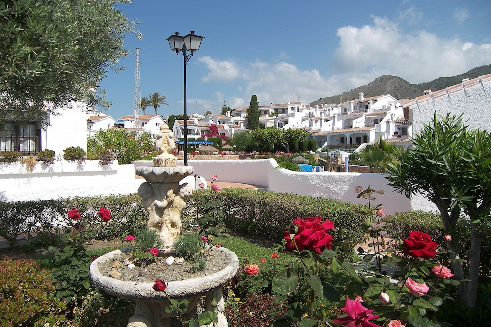 Nerja Villas Capistrano 40/50
