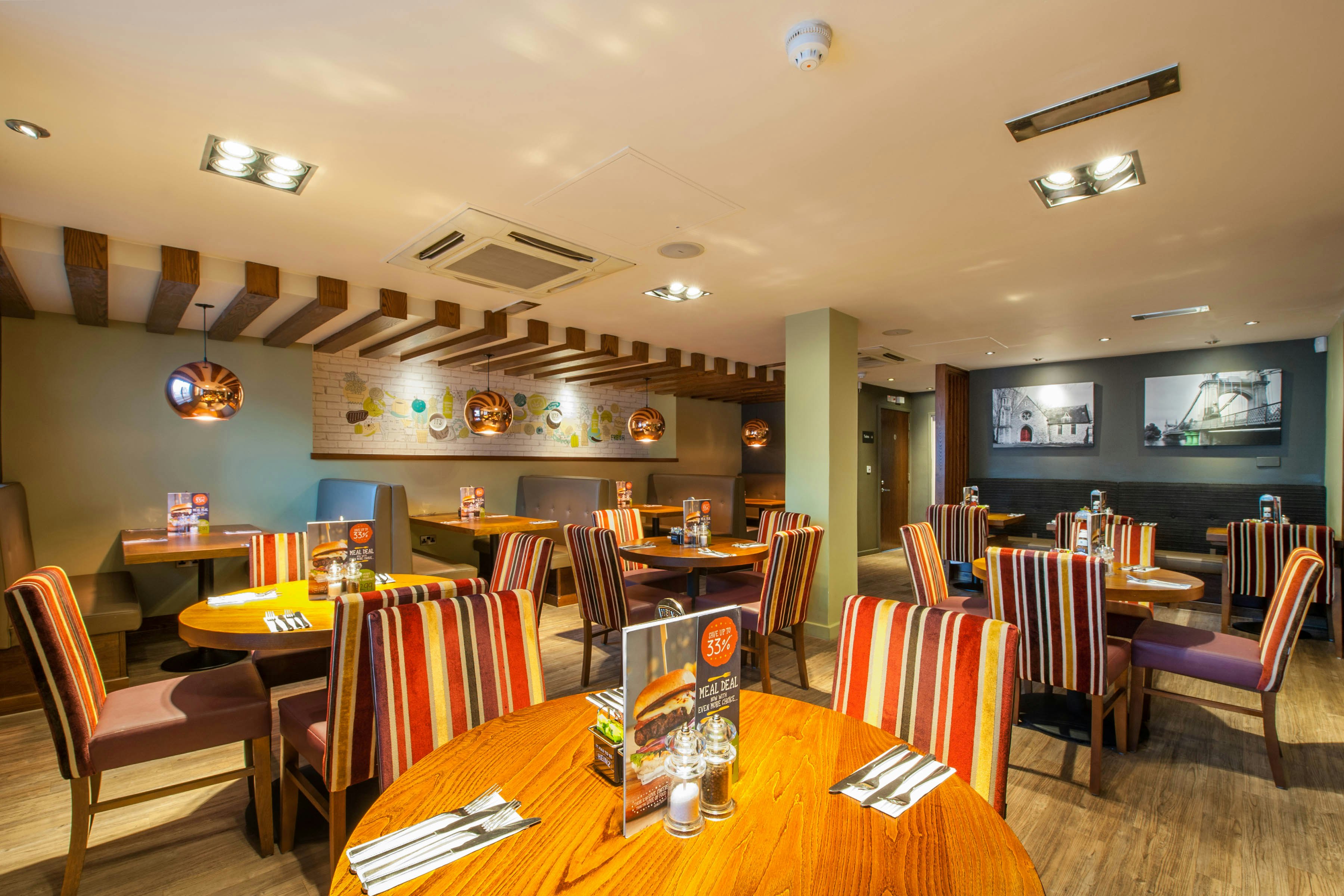 Premier Inn London Hammersmith (Ravenscourt Park) 26/32