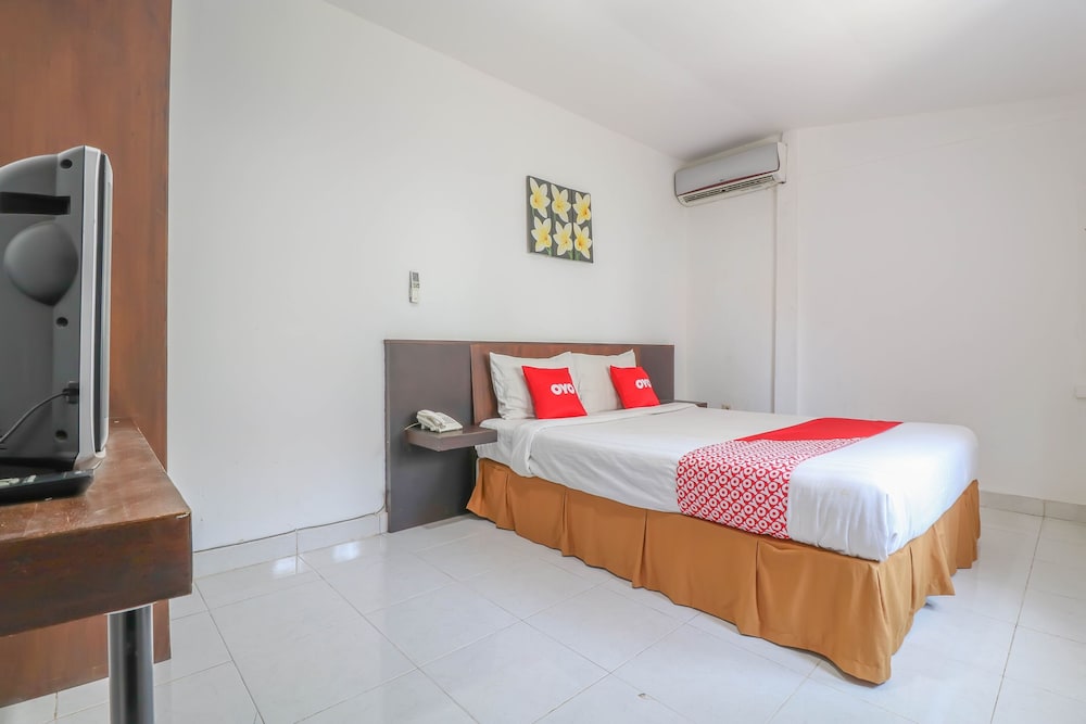 Capital O 1666 Grand Pudjawan Hotel Near Kuta Beach 25/50