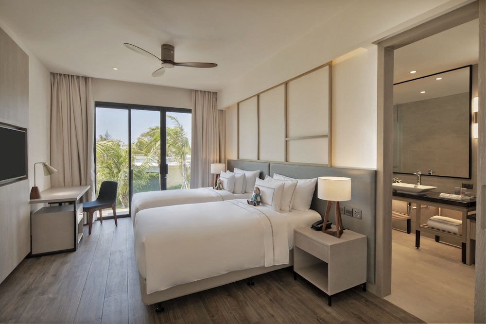 Melia Ho Tram Beach Resort 31/74