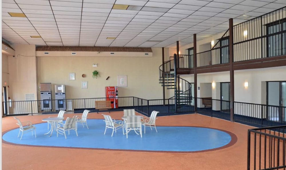 swimming pool spa