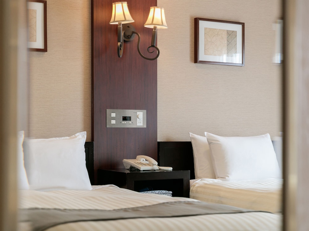 Nara Royal Hotel 36/39