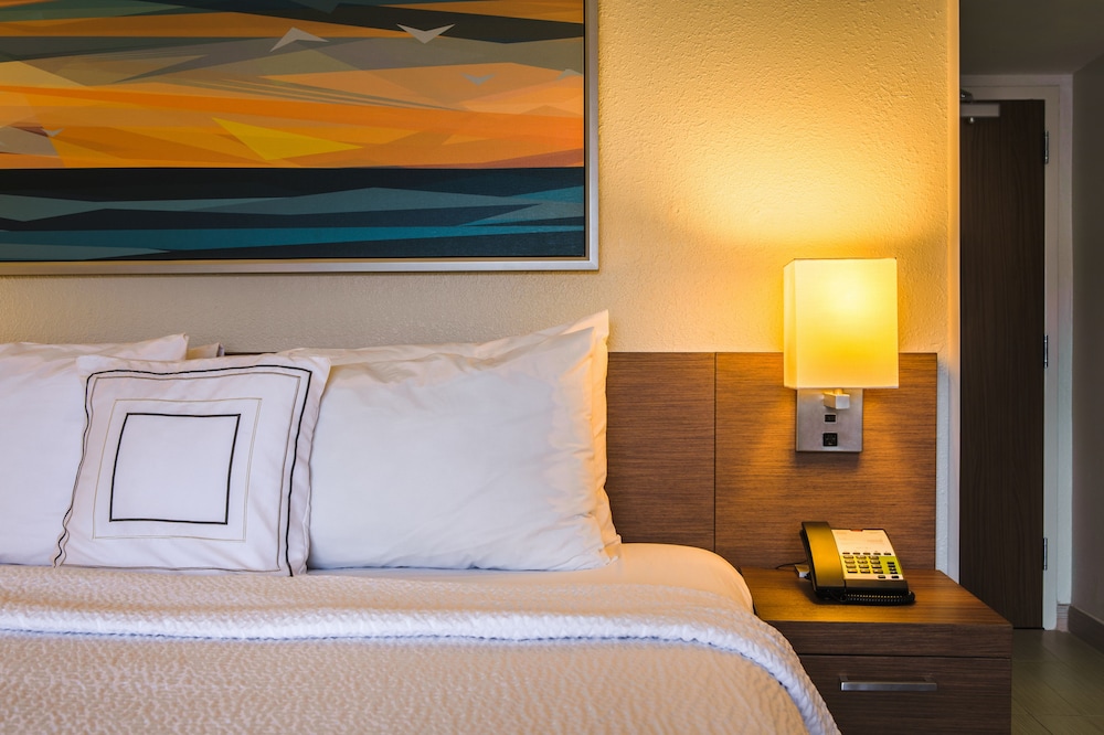 Courtyard By Marriott Naples 21/50