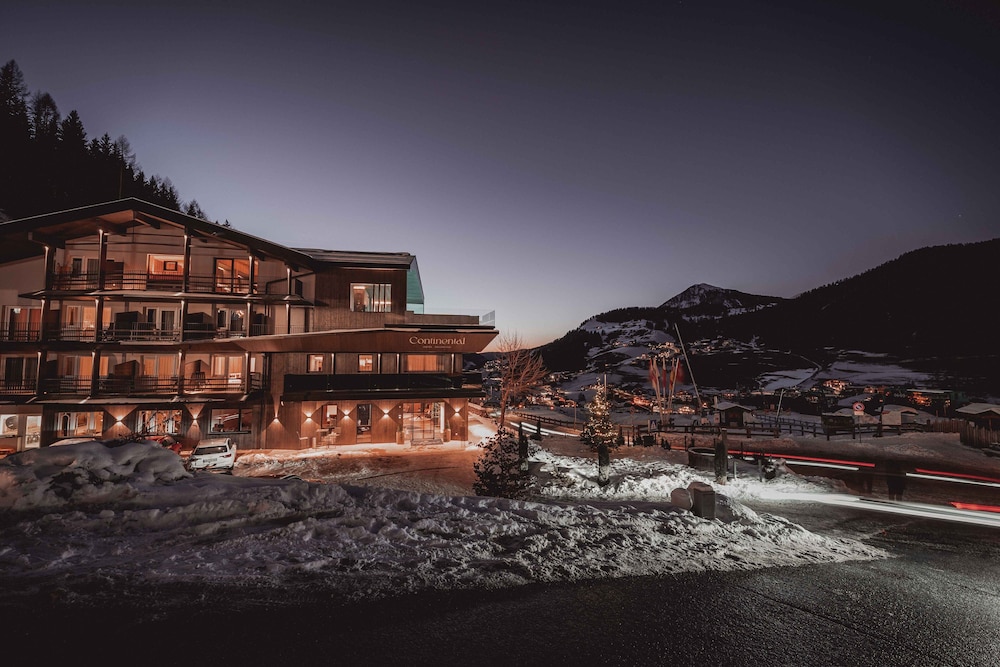 Hotel Continental 3/50