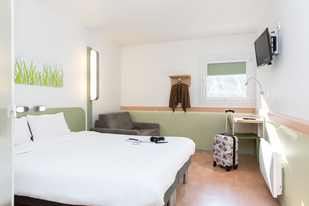 Ibis Budget Aix Les Bains Nord 12/63