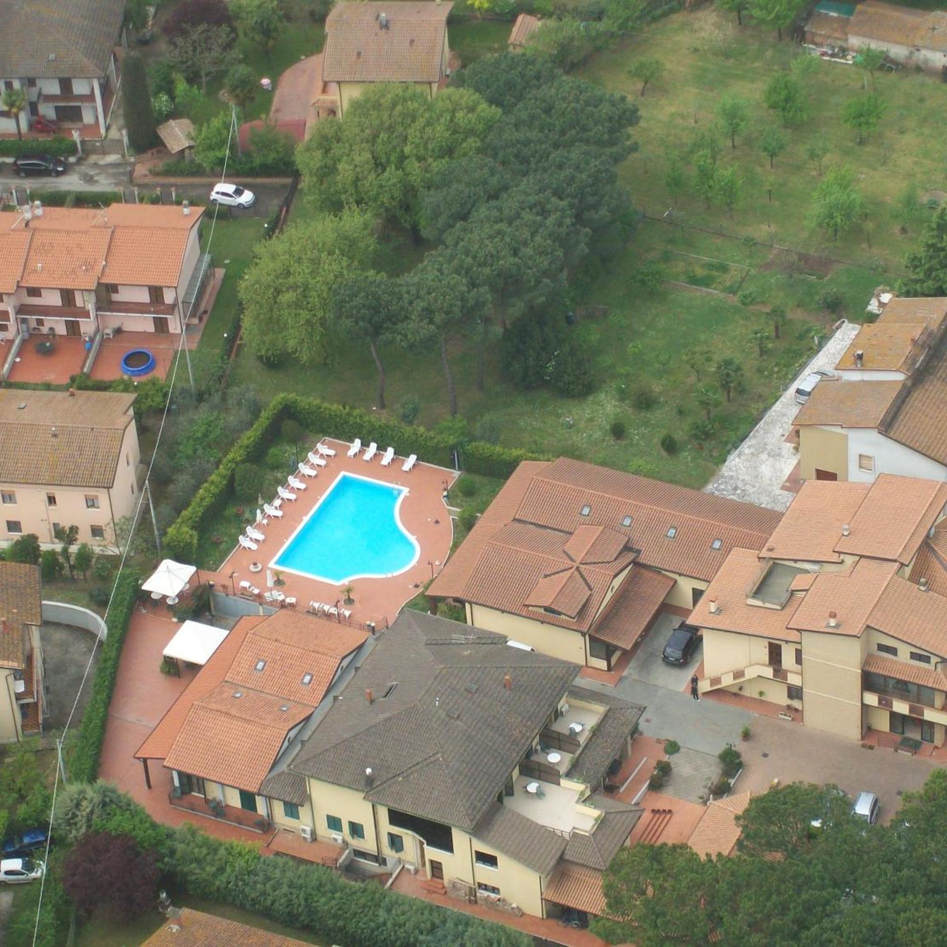 HOTEL DUCA DELLA CORGNA 48/51
