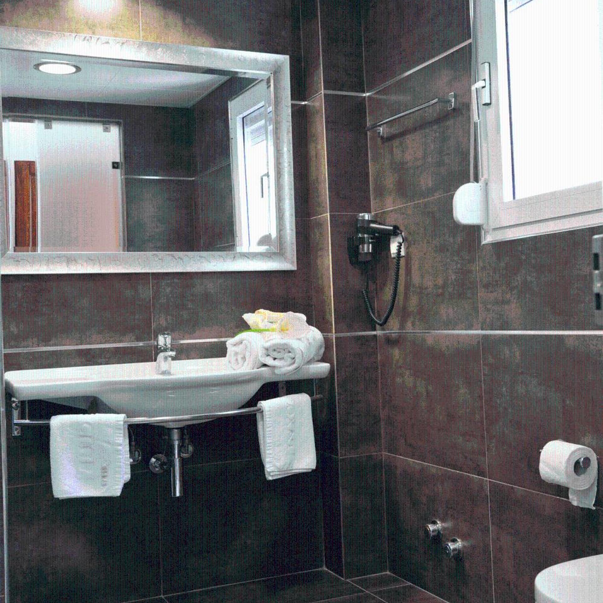 Double Room Partial Garden View (Rb)