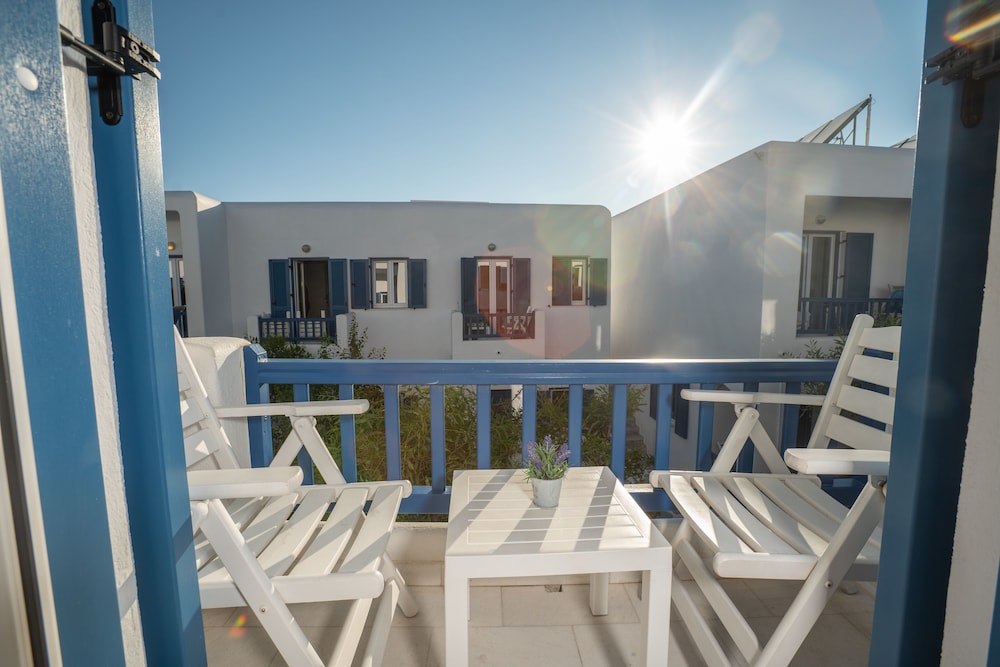 Acrogiali Beach Hotel 56/70