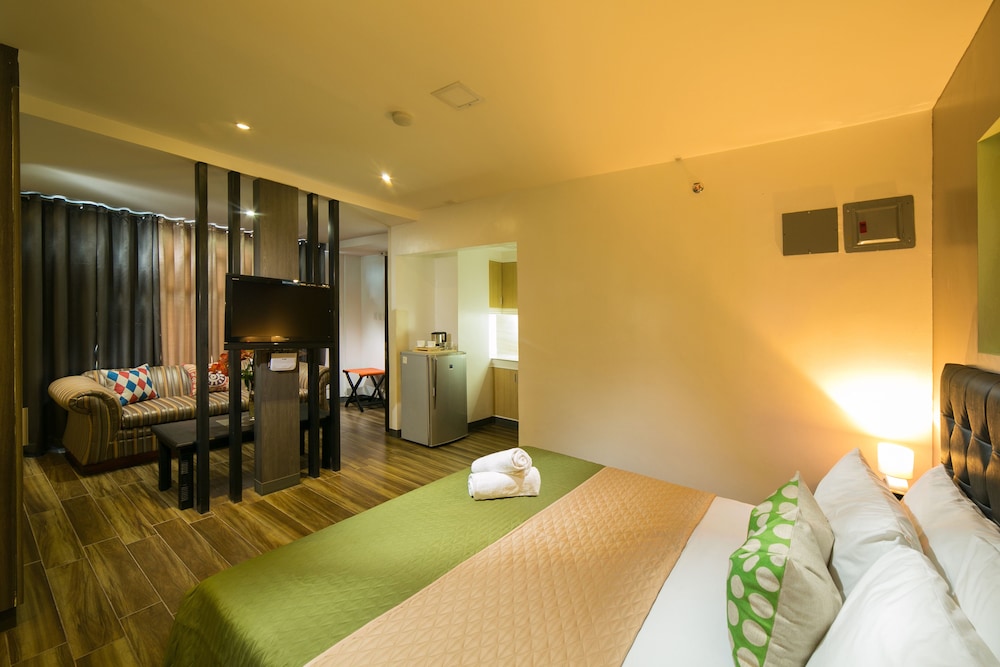 950 Condotel 49/58