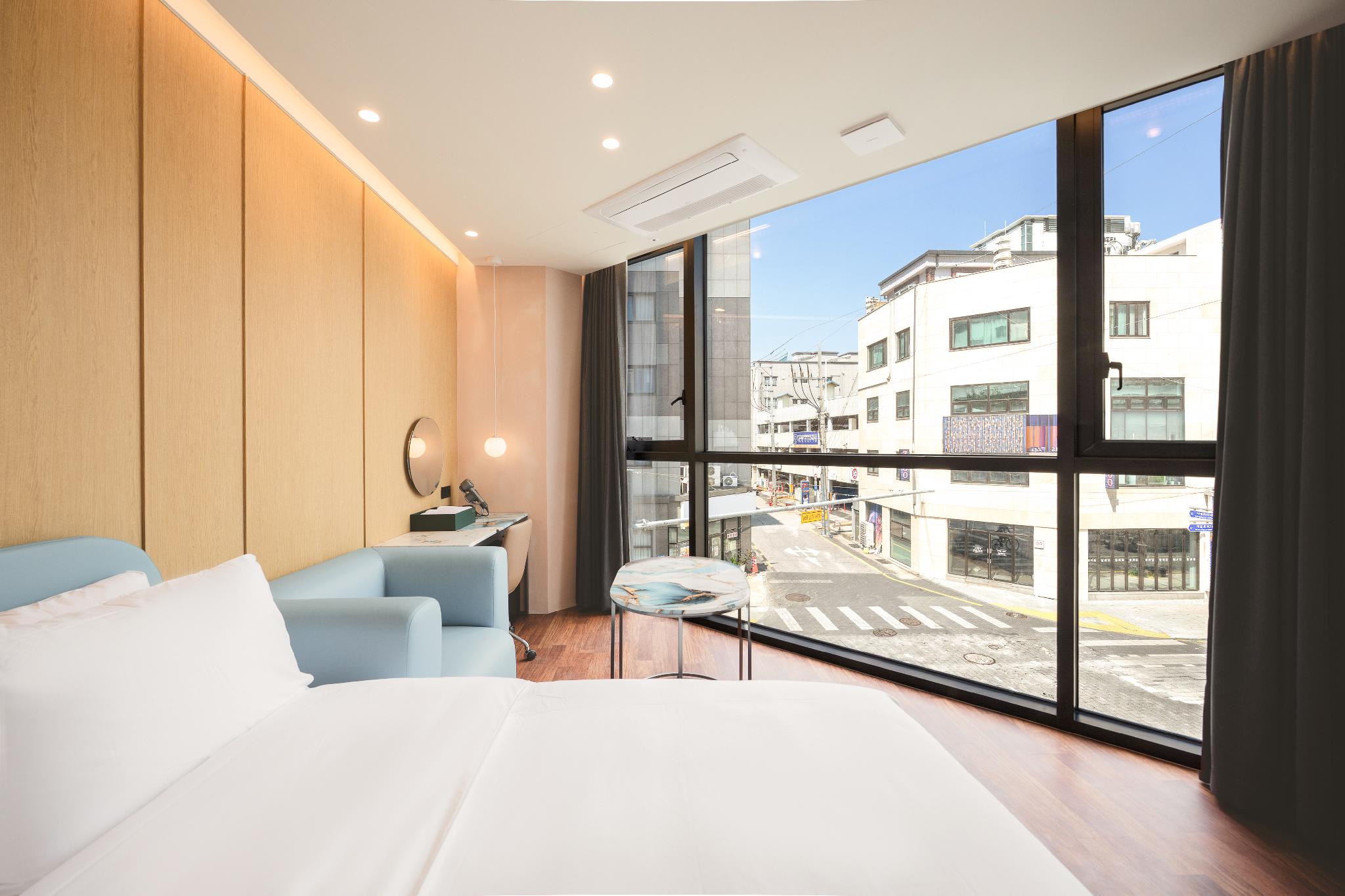 Crystal Residence Hotel 20/50