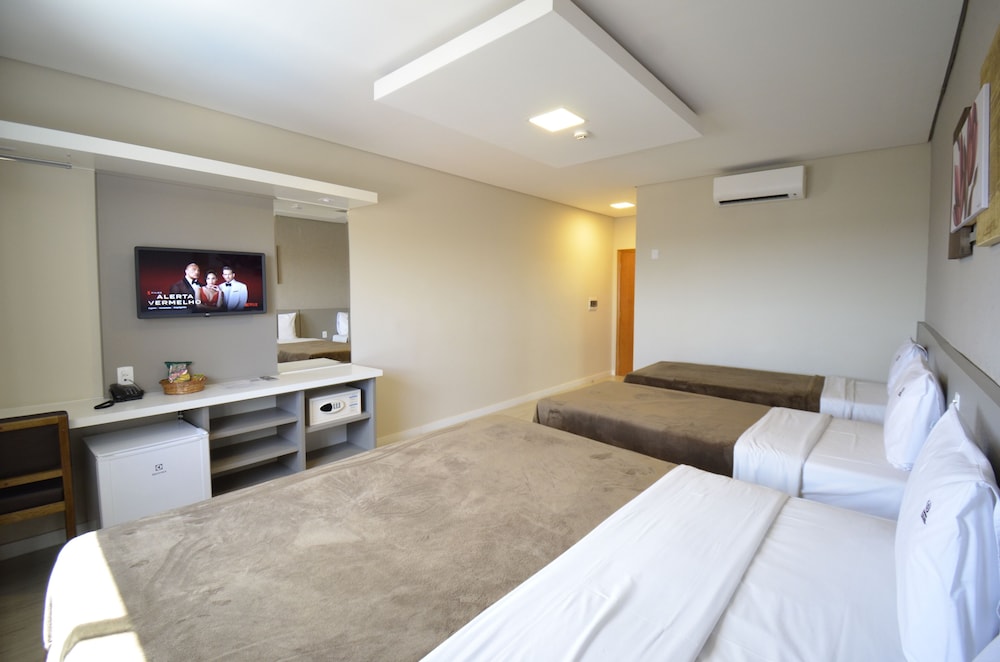 BUSINESS PARK HOTEL 33/69