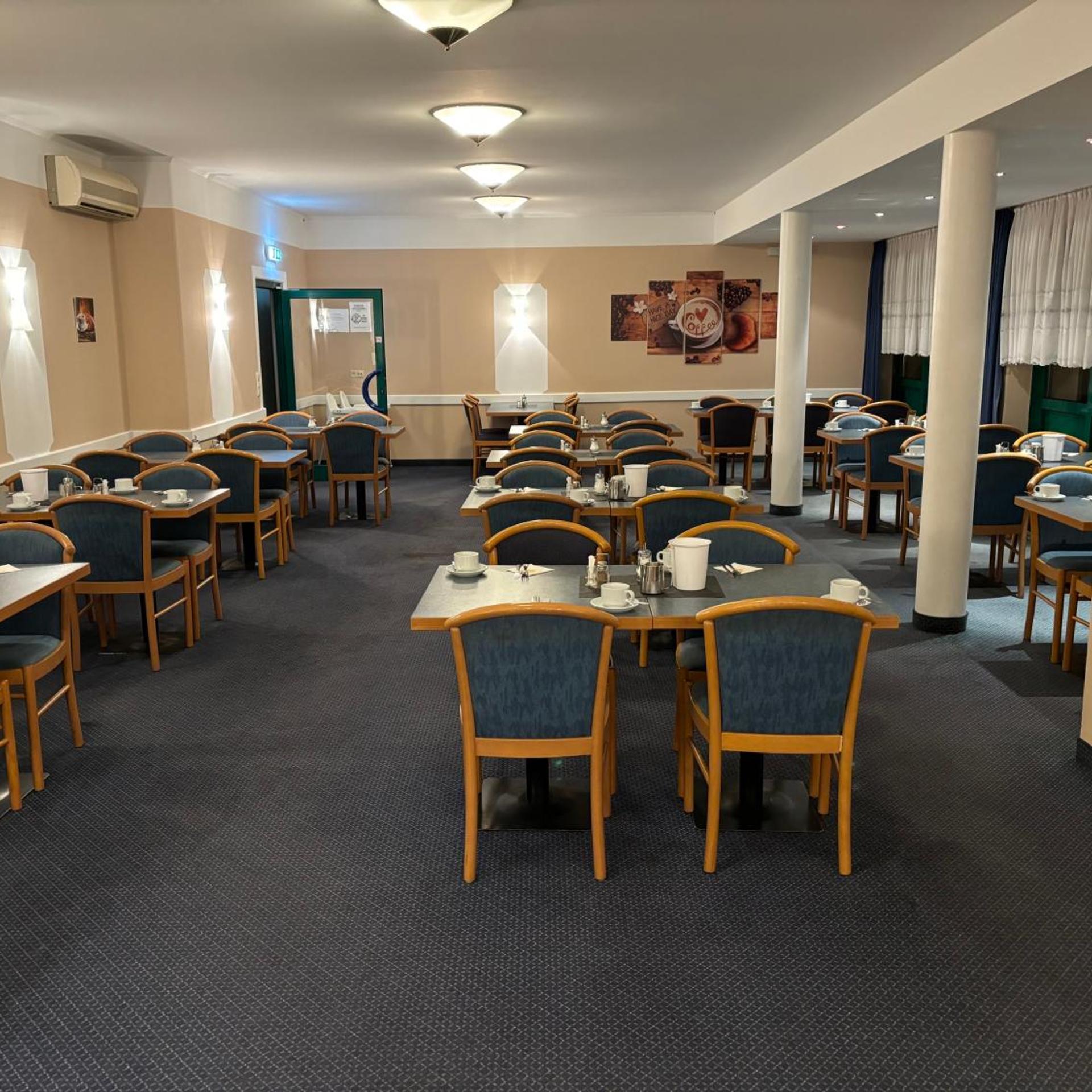 Arc Hotel 29/36