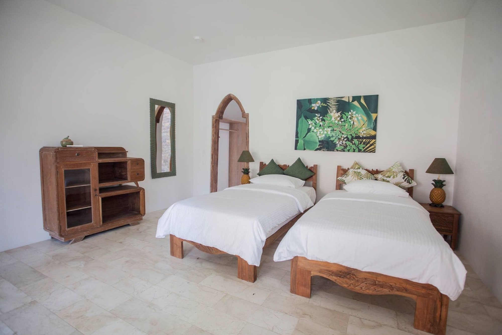 DELUXE, DOUBLE OR TWIN BED, GARDEN VIEW