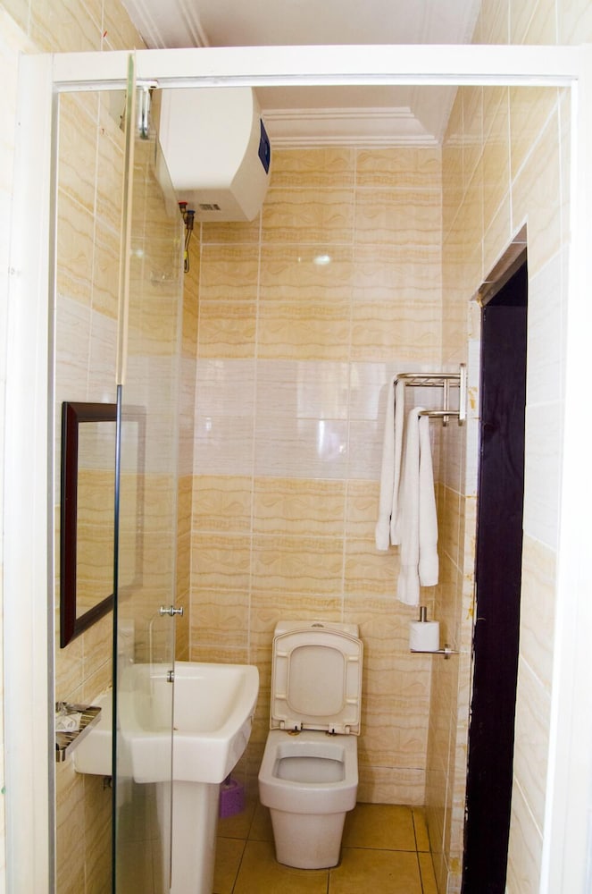 Residency Hotel Area 11 41/46