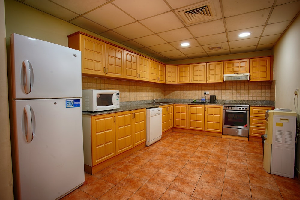 AL FARIS SUITE 2 6/50
