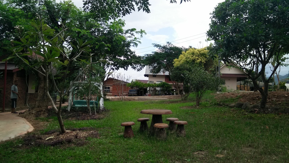 Tewdoi Garden Resort 17/22