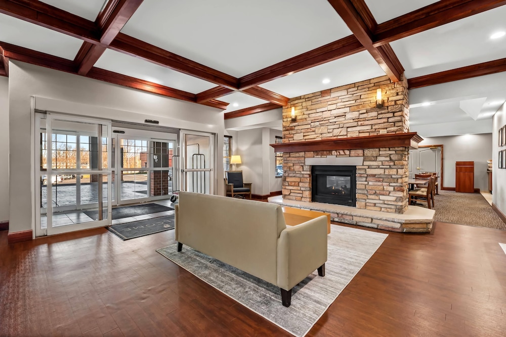 Country Inn Suites By Radisson Red Wing Mn 7/59