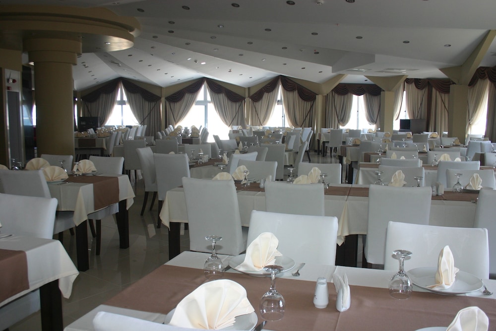 Grand Ahos Hotel Spa 22/28