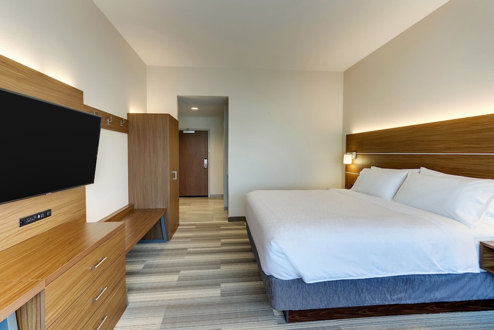 Holiday Inn Express Wilmington - Porters Neck 26/56