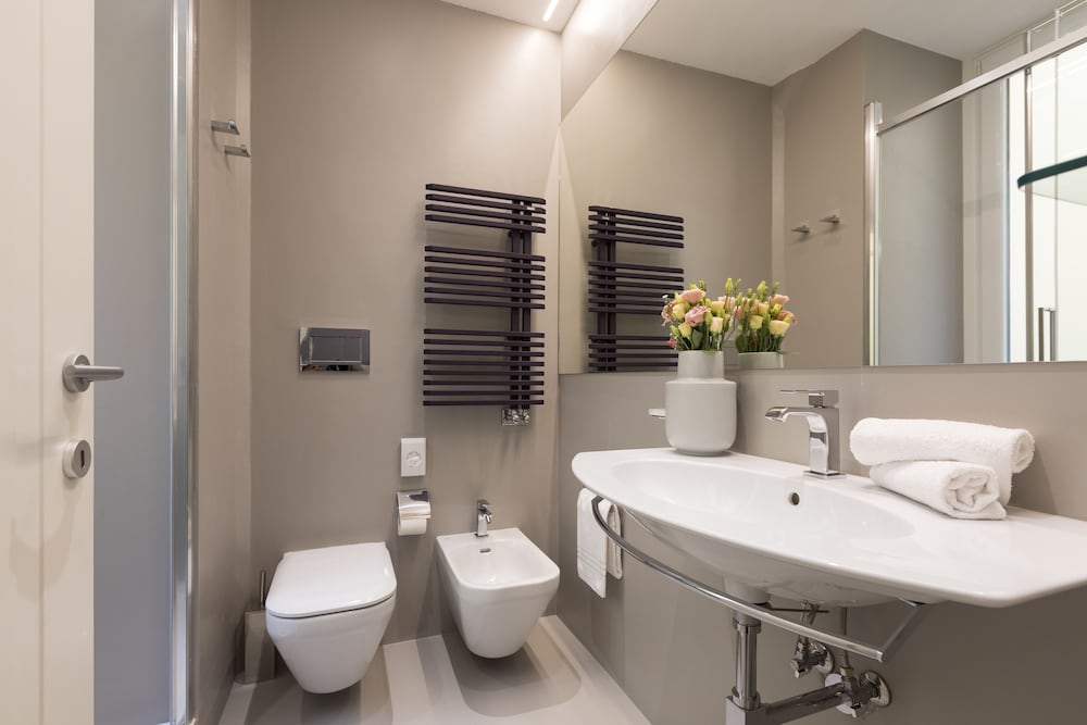Rome Accommodation - Villa Borghese 18/20