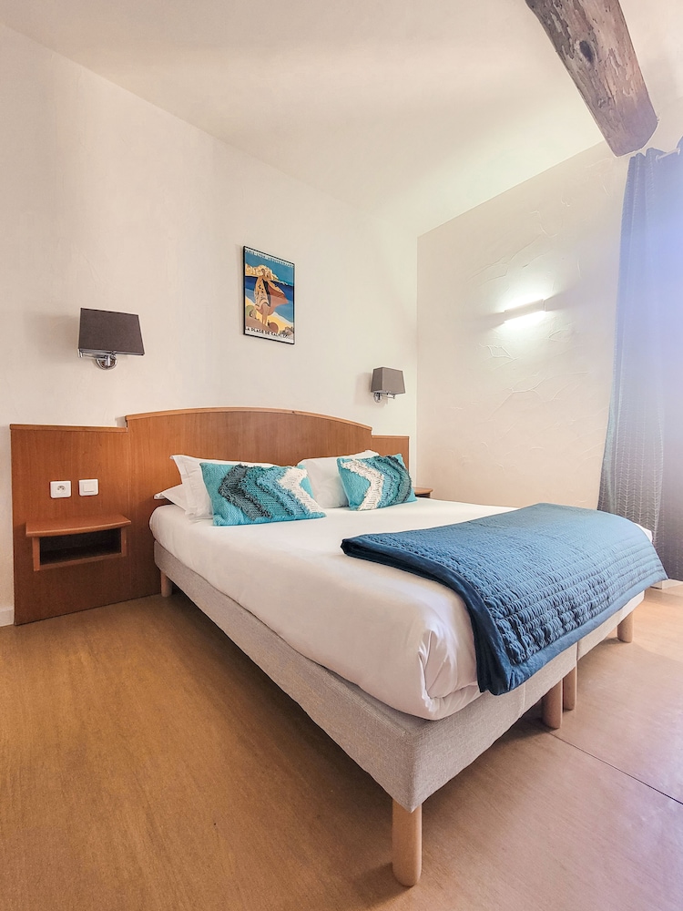 Hotel Posta Vecchia 24/84