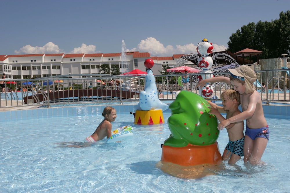 Sunny Baska Hotel by Valamar 40/61
