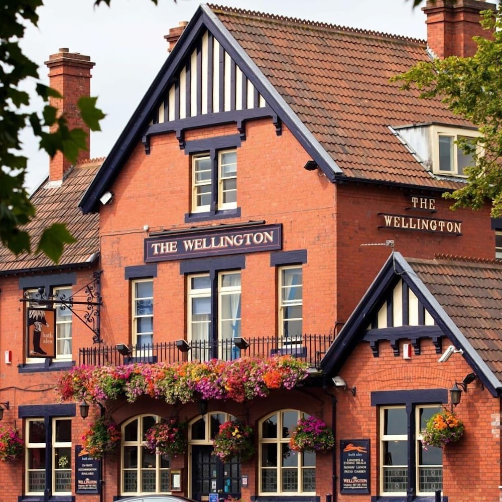 The Wellington 2/50