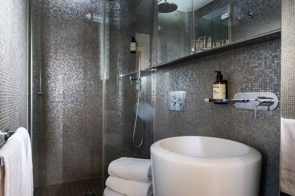 HOTEL SOPHIE GERMAIN 46/50