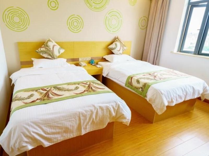 GreenTree Inn Suzhou Mudu Lingyan Mountain Ganglong City Hotel 6/32