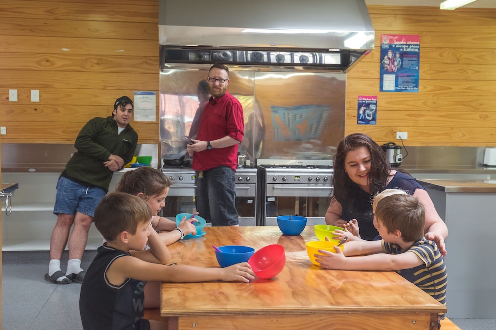 Wellington Top 10 Holiday Park 7/50
