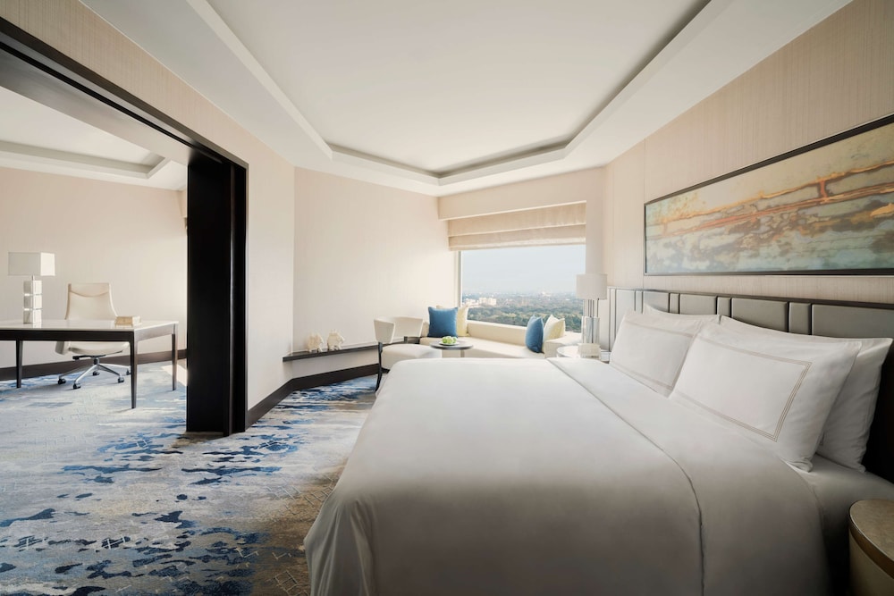 Shangri La Eros New Delhi Hotel 14/72
