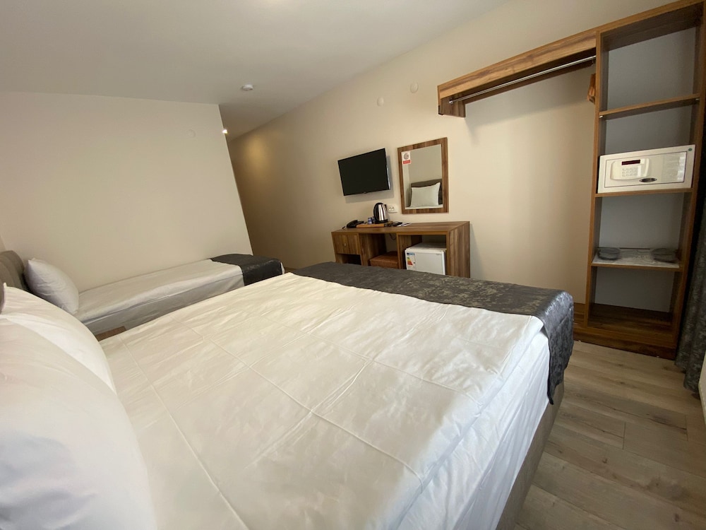 Zumrut Palas Otel 5/44