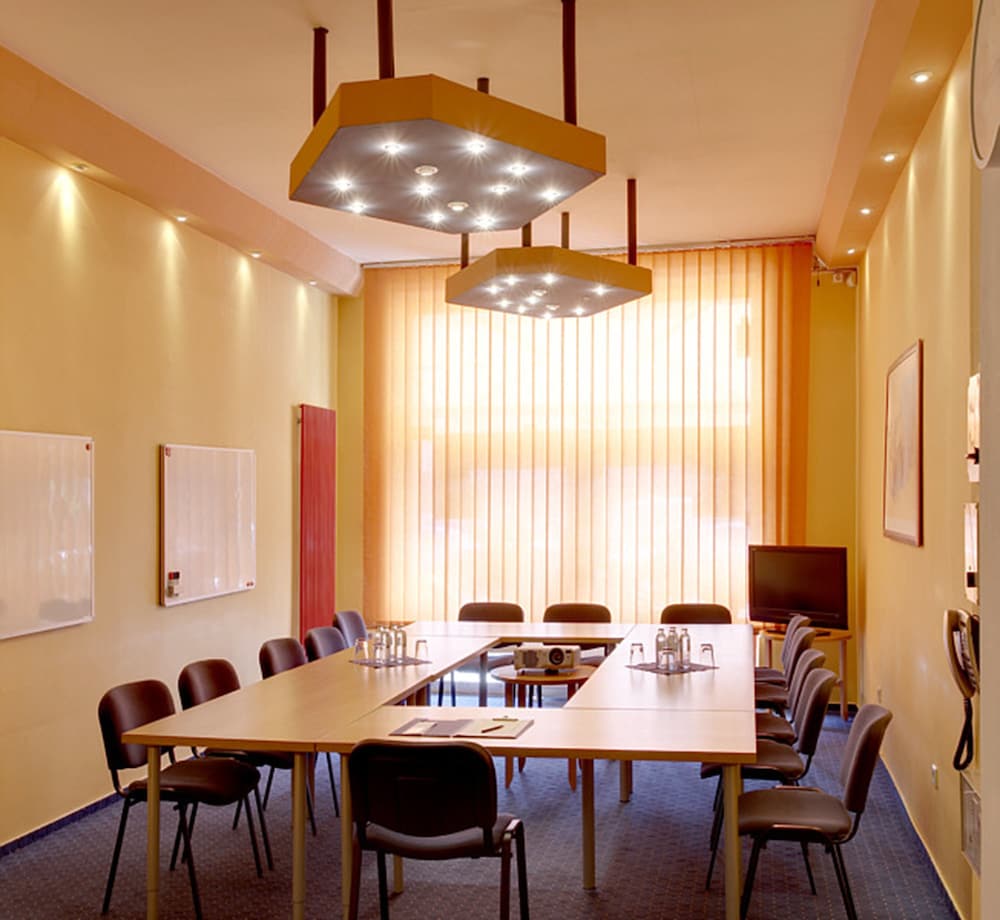 ART-HOTEL CHARLOTTENBURGER HOF 42/50