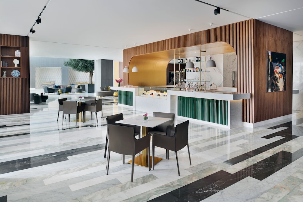 Movenpick Jumeirah Village Triangle 68/82